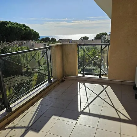 Apartmán Bel Pour 4 Pers Avec Piscine Et Clim - Fr-1-768-127 *